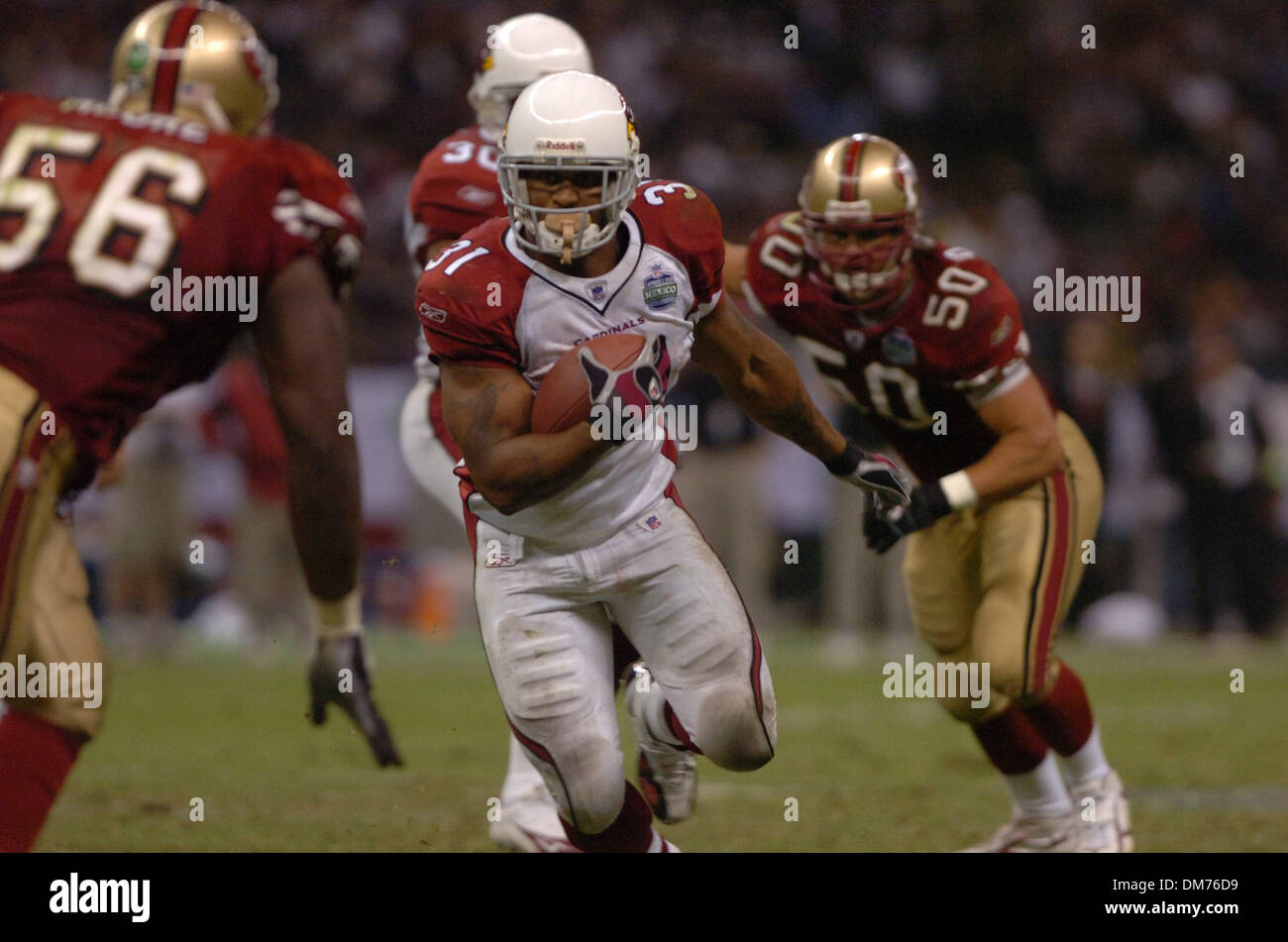 2. Oktober 2005; Mexiko-Stadt, Mexiko; NFL-FOOTBALL: Kardinal Runningback Marcel Shipp lief für 42 Werften in der Nacht, und hatte fünf Fänge für 52 Yards in der Sonntagabend Arizona Cardinals 31-14 Sieg über die 49ers im Estadio Azteca in Mexiko-Stadt. Obligatorische Credit: Foto von Jose Luis Villegas/Sacramento Bee/ZUMA Press. (©) Copyright 2005 von Jose Luis Villegas/Sacramento Bee Stockfoto