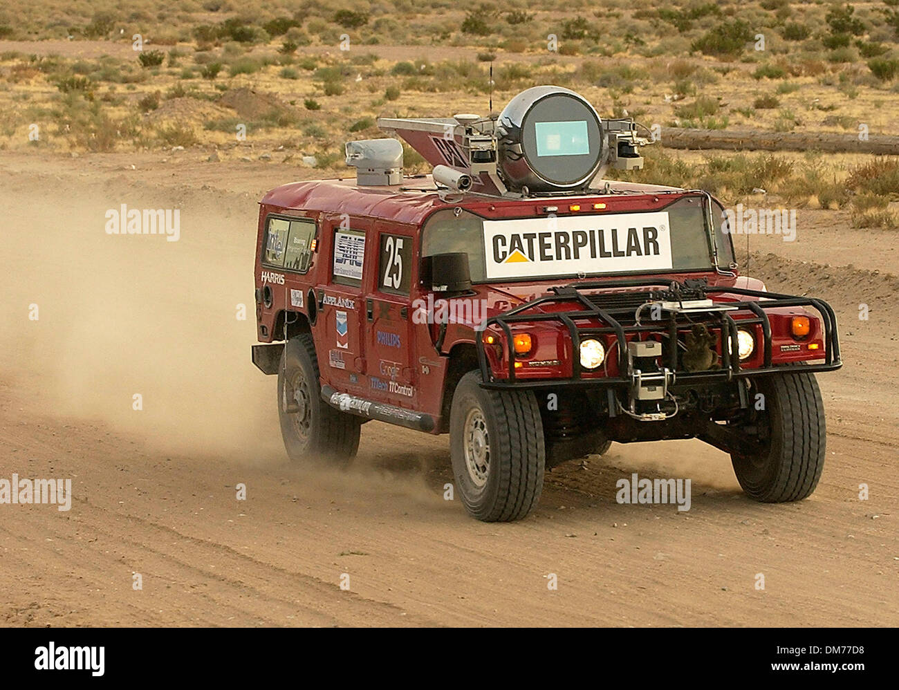 8. Oktober 2005; Primm, NV, USA; HIGHLANDER, die autonomen Roboterfahrzeug von Carnegie Mellon Red Team auch während der DARPA Grand Challenge.  Obligatorische Credit: Foto von Vaughn Youtz/ZUMA Press. (©) Copyright 2005 von Vaughn Youtz. Stockfoto