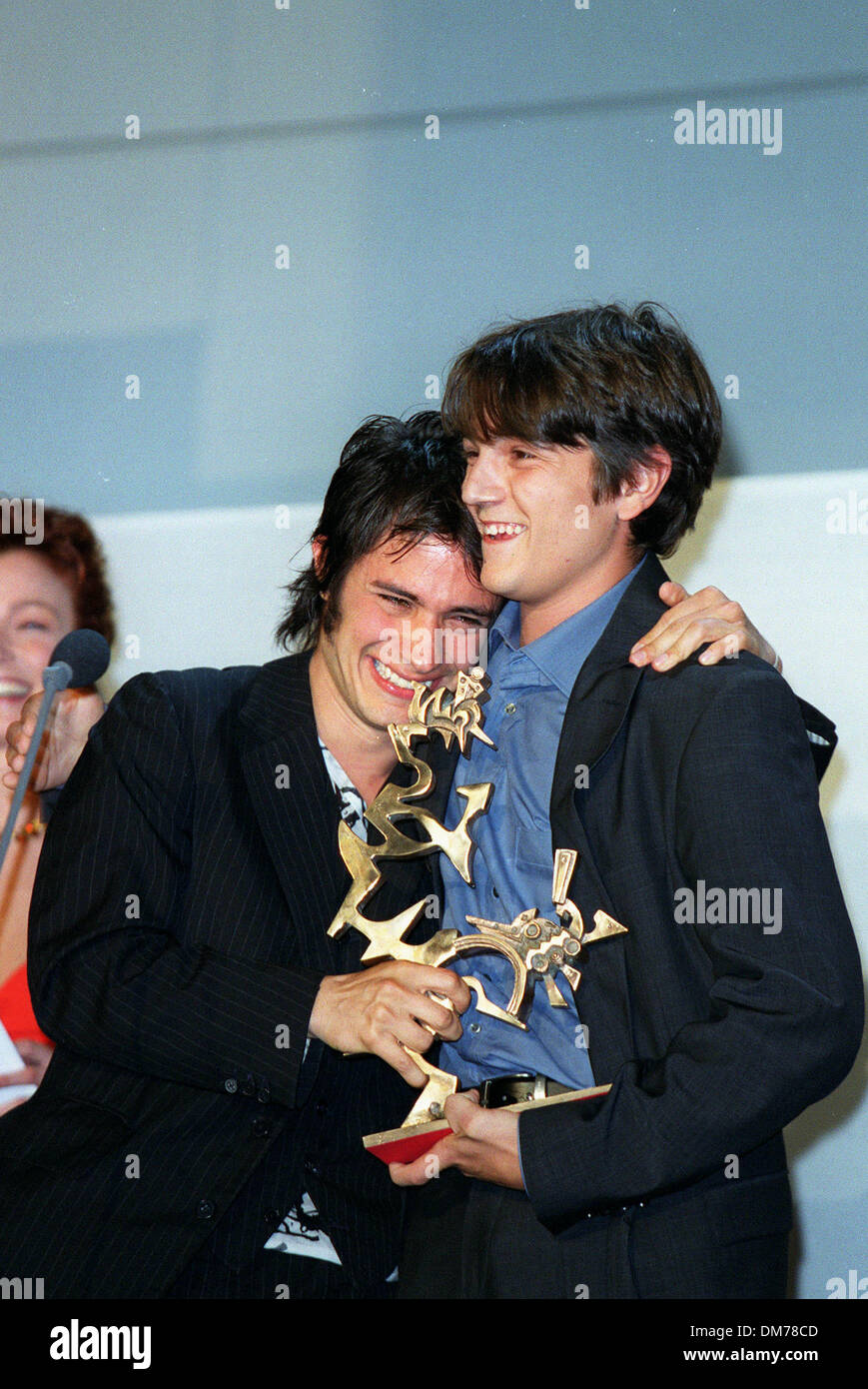 GAEL GARCIA BERNAL, DIEGO LUNA. BESTER JUNGER SCHAUSPIELER-PREIS. LY. FILMFESTSPIELE VON VENEDIG 2001, ITA.08/09/2001.BK86C33C. Stockfoto