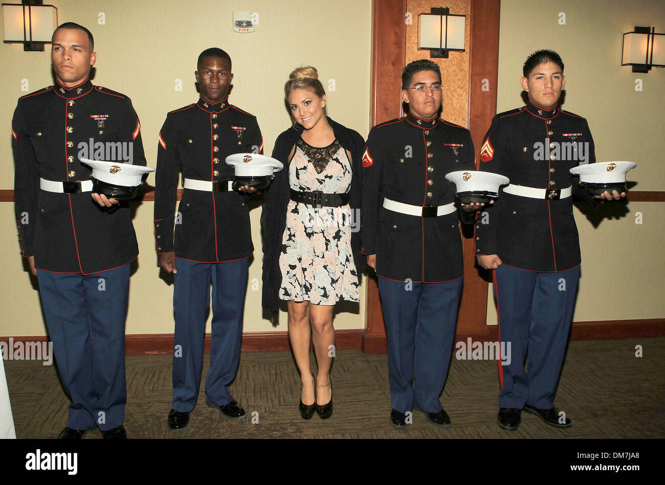 Cassie Scerbo mit uns Marine Corp Stonewall Jungdemokraten 6. jährlichen Hero Awards statt im Westin Bonaventure Hotel - innen Stockfoto