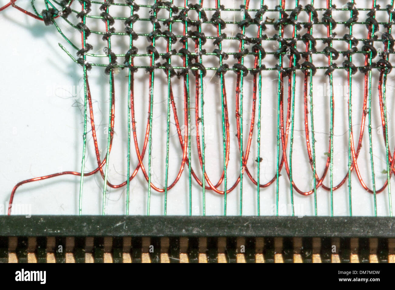 Ein magnetischer Kernspeicher Brett aus einem IBM/360 System ab ca. 1966 Stockfoto