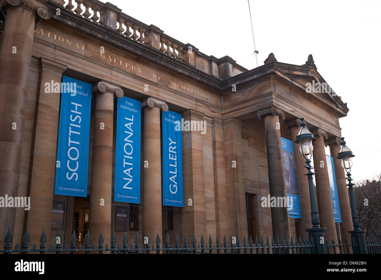 Außenseite der Scottish National Gallery im Stadtzentrum von Edinburgh Stockfoto