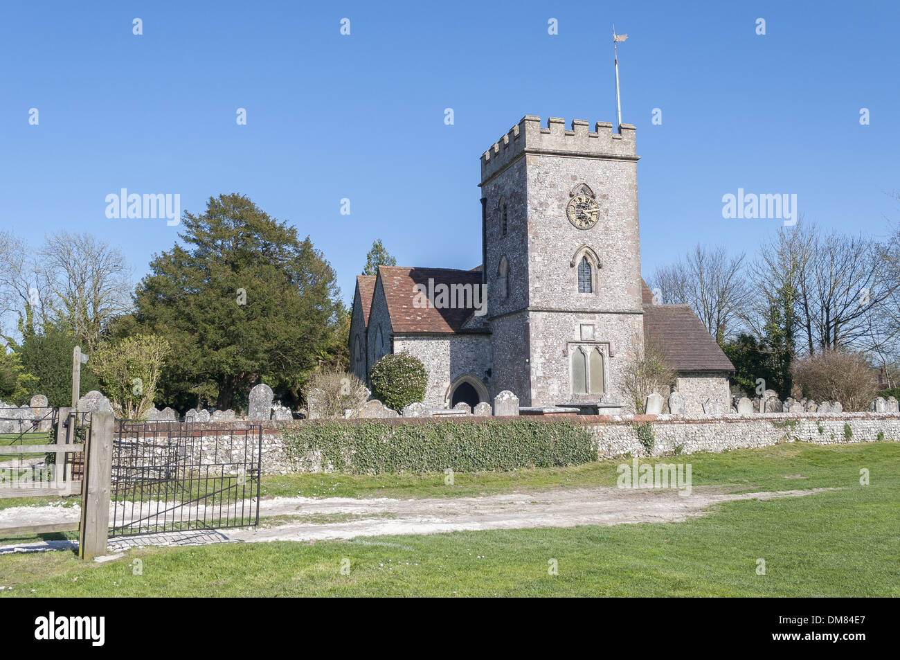 St Andrew es Church in Owslebury, einem kleinen ländlichen Dorf 5 Meilen außerhalb von Winchester in Hampshire, England, UK Stockfoto