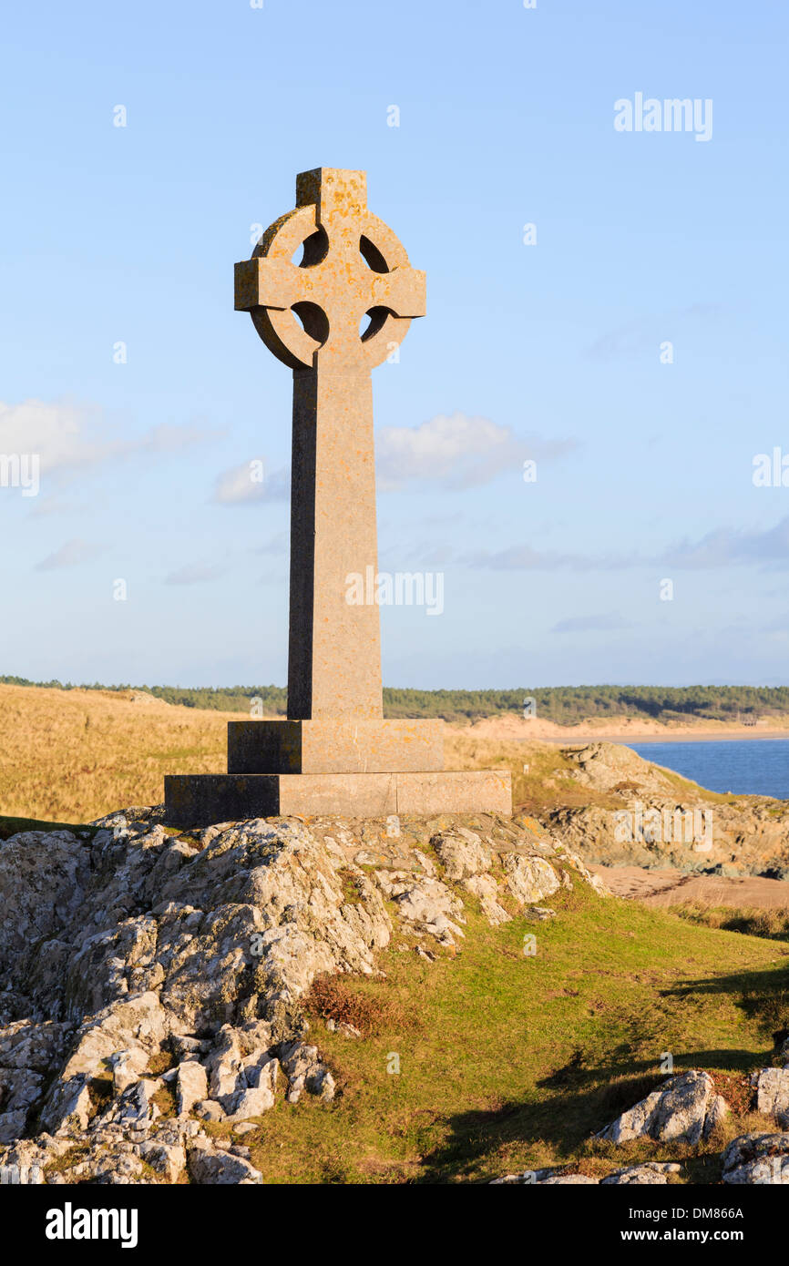 St Dwynwen Steinkreuz keltisches auf Ynys Llanddwyn Island, Newborough, Isle of Anglesey, North Wales, UK, Großbritannien Stockfoto