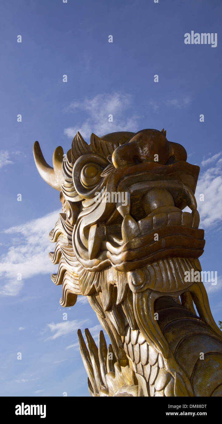 Geschnitzten Drachen Kopf Hue Vietnam in Südostasien Stockfoto