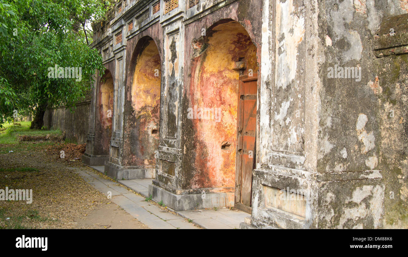 Alte Tempel Eingang Bögen Hue Vietnam South East Asia Stockfoto
