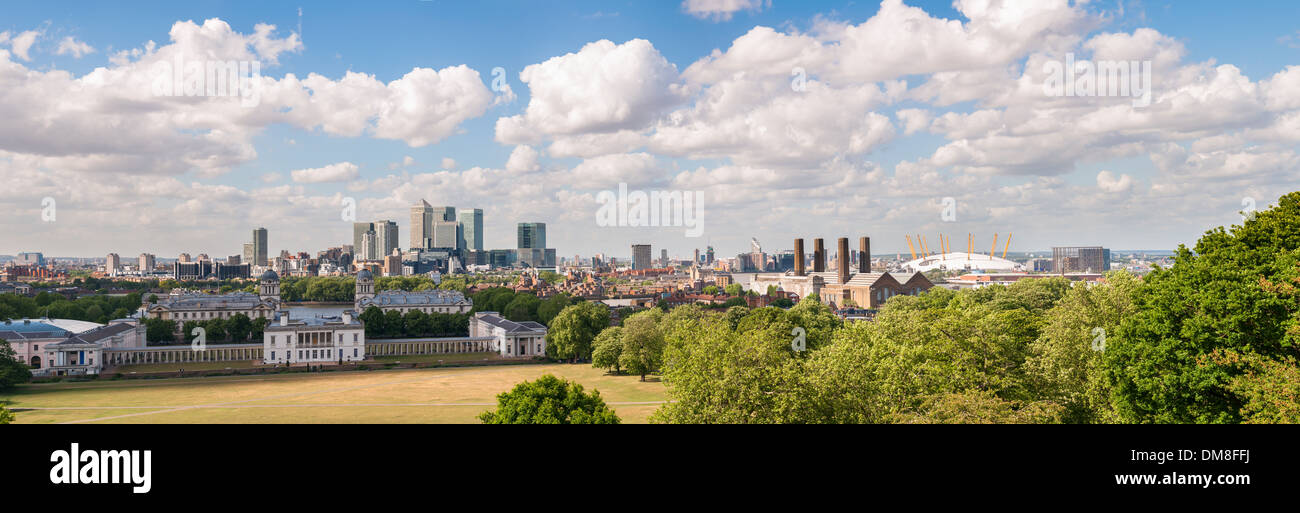 Panoramablick über Canary Wharf im Osten London von Greenwich, Großbritannien Stockfoto