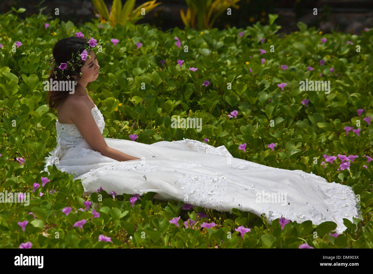 THAI Braut im Western Stil Brautkleid - THAILAND Stockfoto