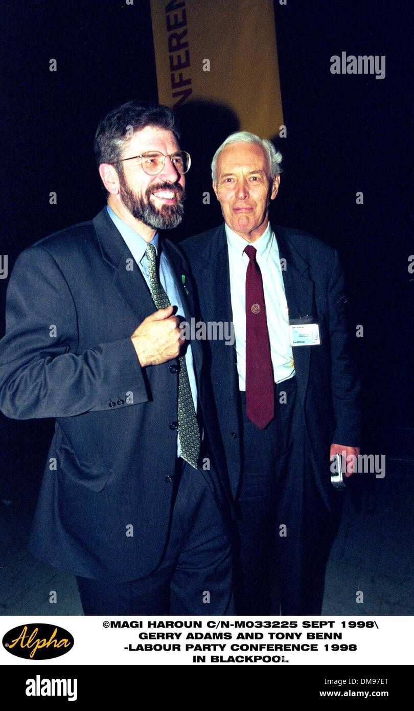 30. September 1998 - Blackpool, Großbritannien - Sept. 1998 GERRY ADAMS und TONY BENN besuchen die LABOUR PARTY CONFERENCE IN BLACKPOOL (Kredit-Bild: © Globe Photos/ZUMAPRESS.com) Stockfoto