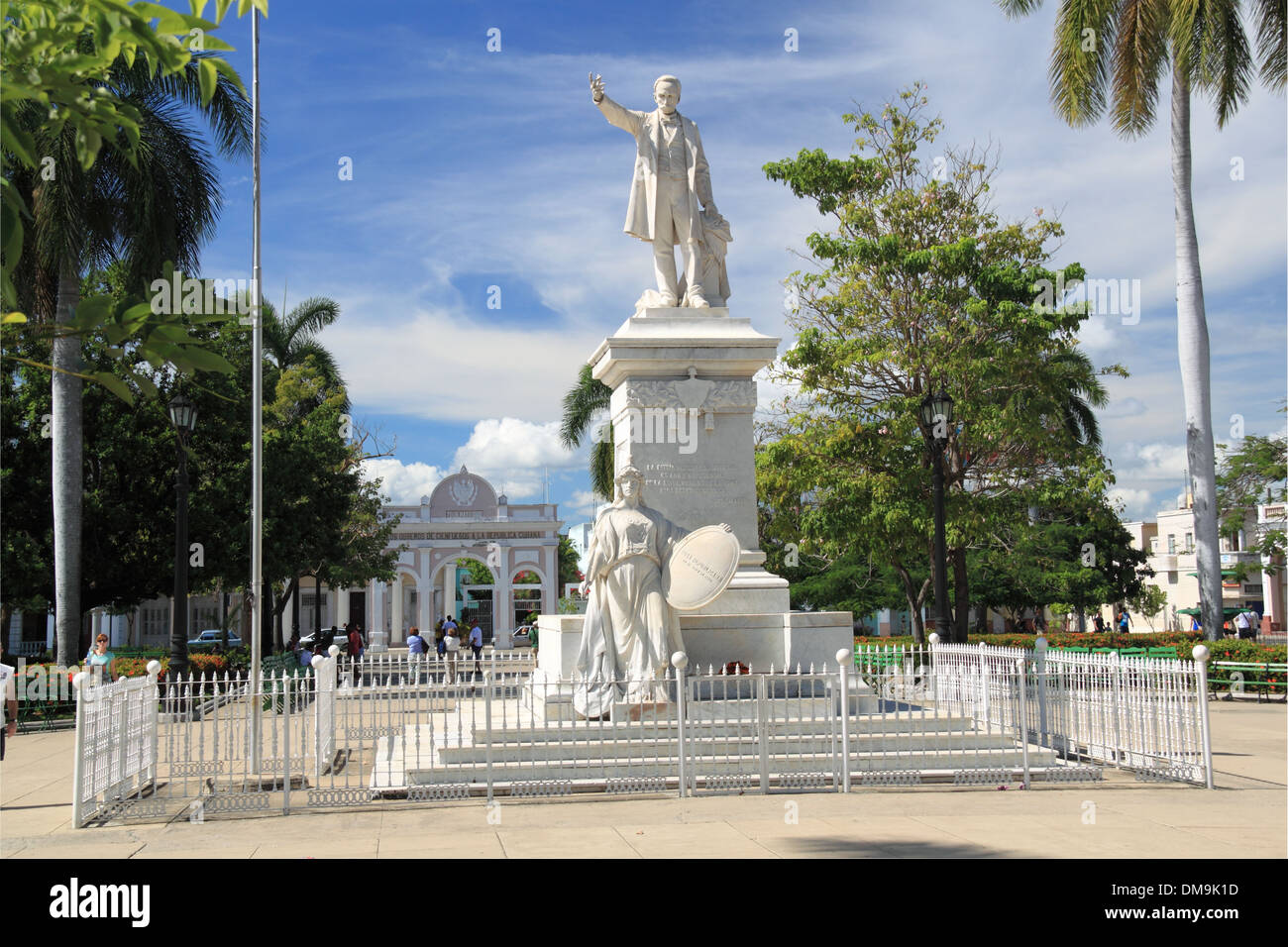 Memorial José Martí und Arco de Triunfo, Parque José Martí, Provinz Cienfuegos, Kuba, Karibik, Mittelamerika Stockfoto