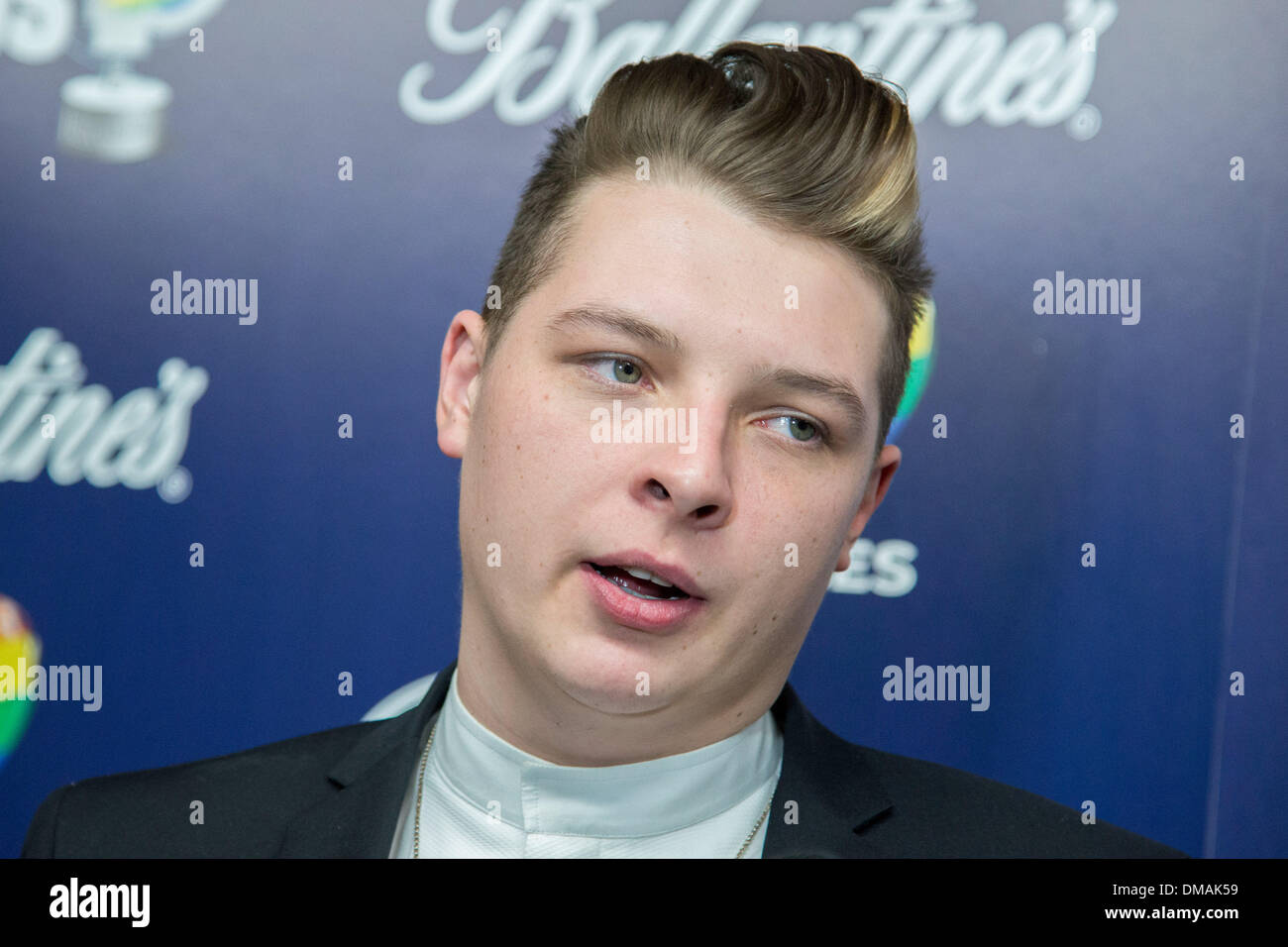 Madrid, Spanien. 12. Dezember 2013. John Newman stellt während der Fototermin in 40 Principales Awards 2013" in Madrid, Spanien, Donnerstag, den 12. Dezember, 2013.Photo: Oscar Gonzalez/NurPhoto Credit: Oscar Gonzalez/NurPhoto/ZUMAPRESS.com/Alamy Live News Stockfoto