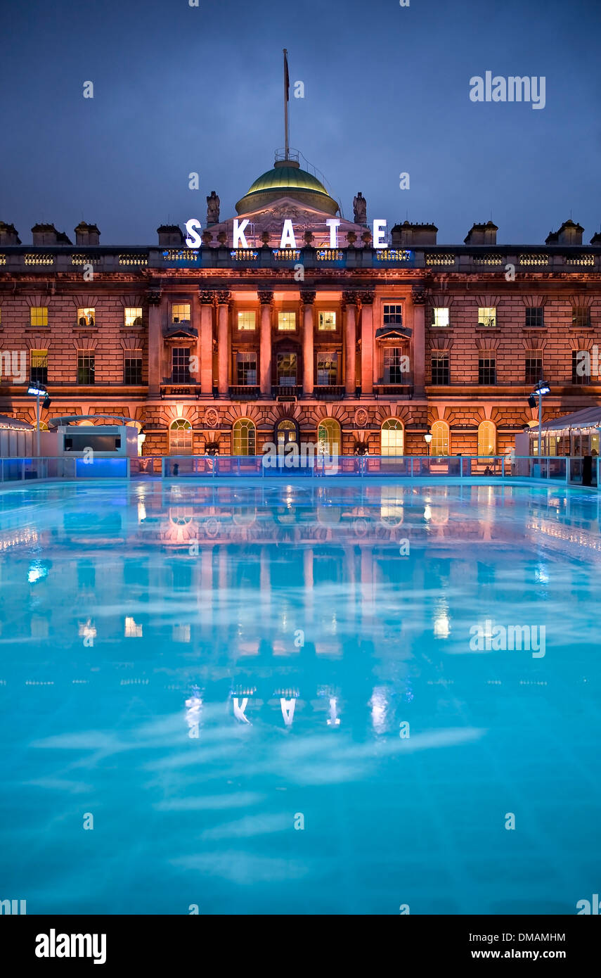 Somerset House Eisbahn, Zentral-London, England Stockfoto