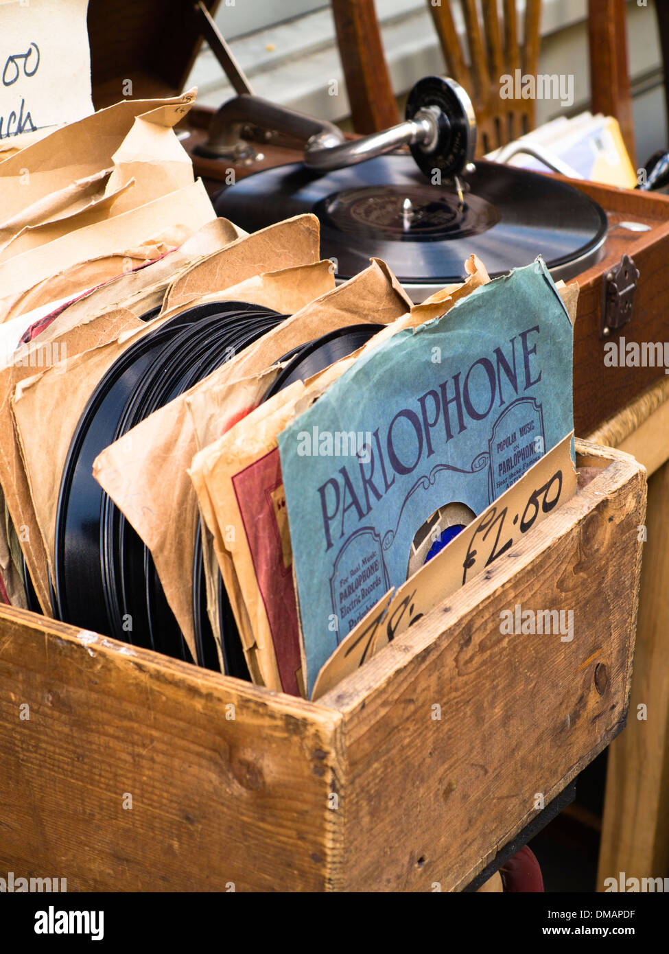 Schallplatten zu verkaufen, Brick Lane Straßenmarkt, East London Stockfoto