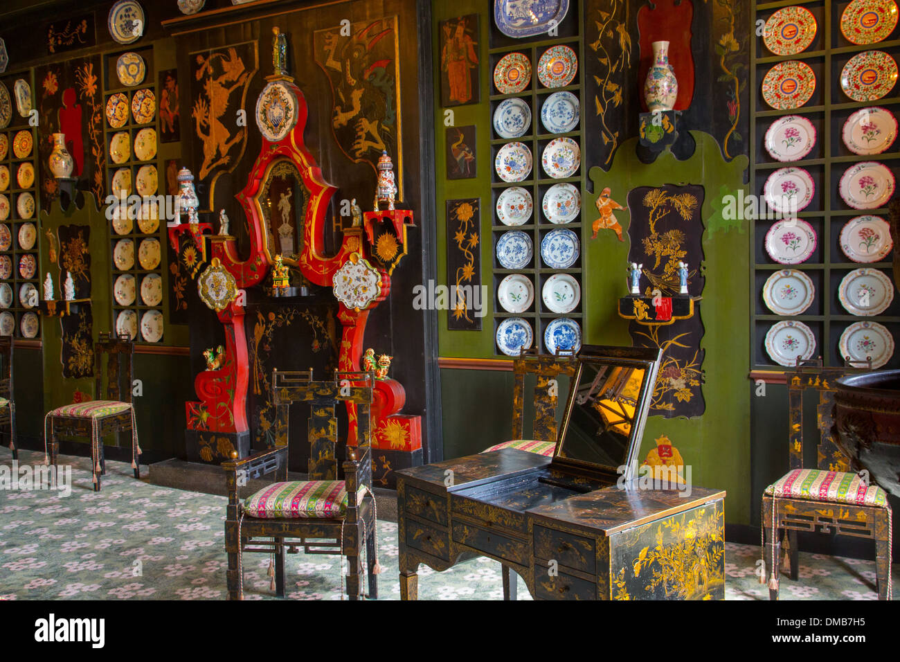WOHNZIMMER MIT EINER CHINESISCHEN DEKOR, VICTOR HUGOS HAUS, HOTEL DE ROHAN GUEMENEE, PLACE DES VOSGES, 4. ARRONDISSEMENT, PARIS (75), ILE-DE-FRANCE, FRANKREICH Stockfoto