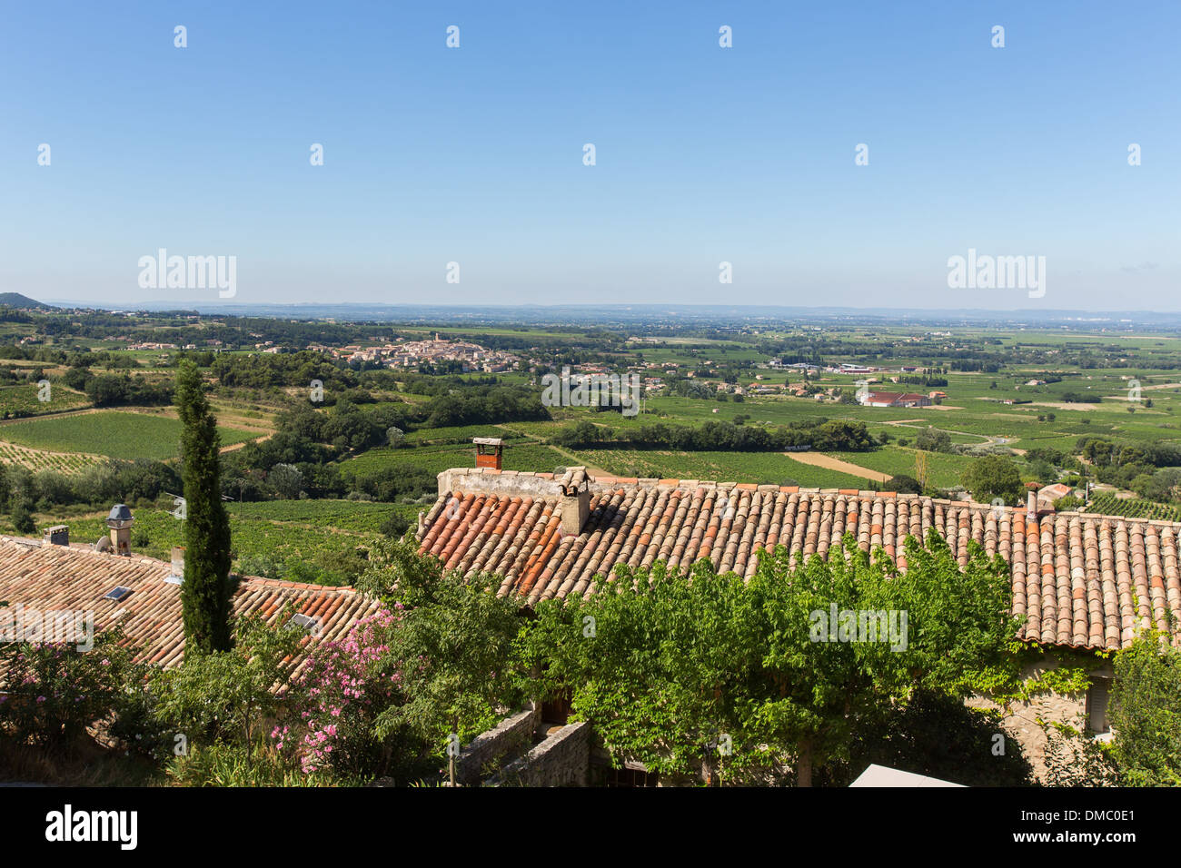 DORF VON SEGURET, ETIKETTIERT, EINES DER SCHÖNSTEN DÖRFER FRANKREICHS, VAUCLUSE (84), FRANKREICH Stockfoto