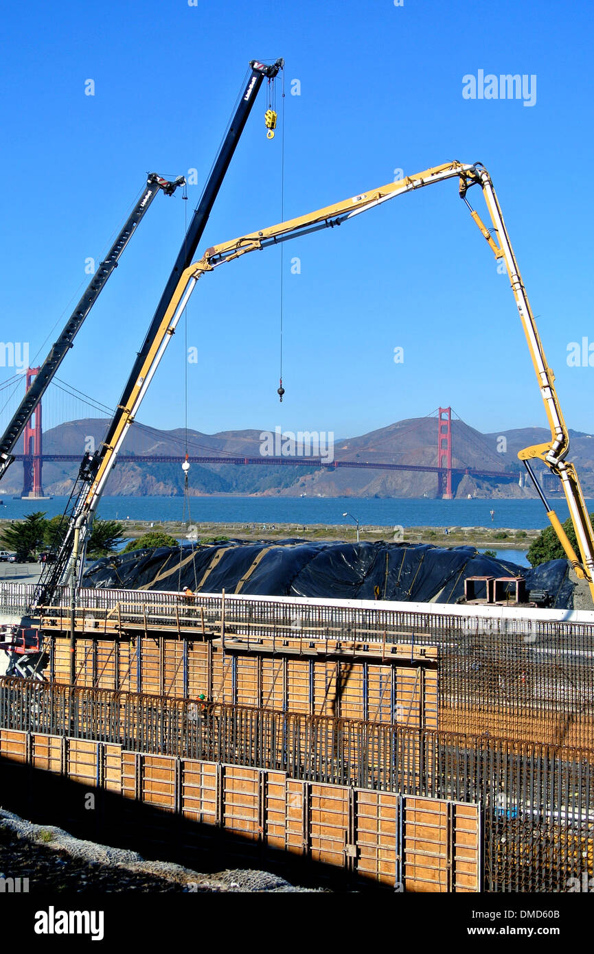 Blick auf Tunnel umkehren und Bewehrung am Presidio Parkway in San Francisco Stockfoto
