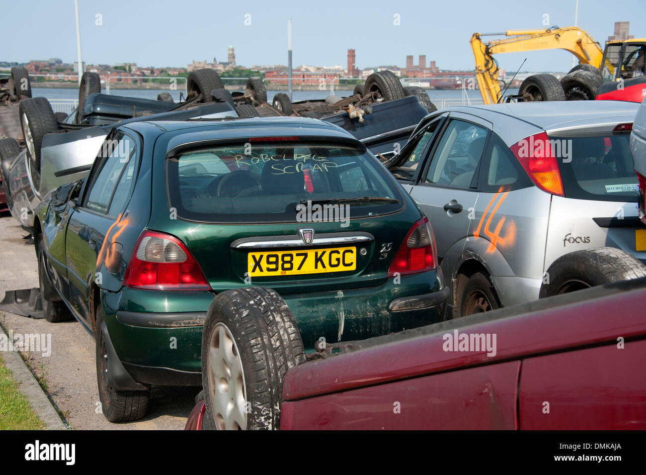 Autoschrott für Bergung Übung & Feuerwehr Stockfoto