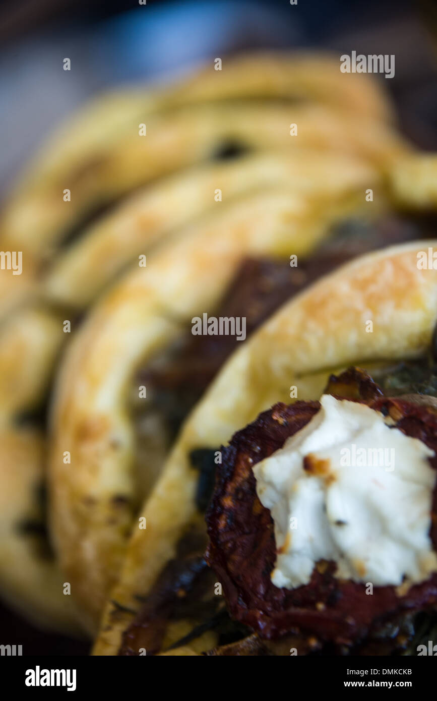 Bäckerei Kuchen Brötchen Gebäck auf dem Display schließen USV Stockfoto