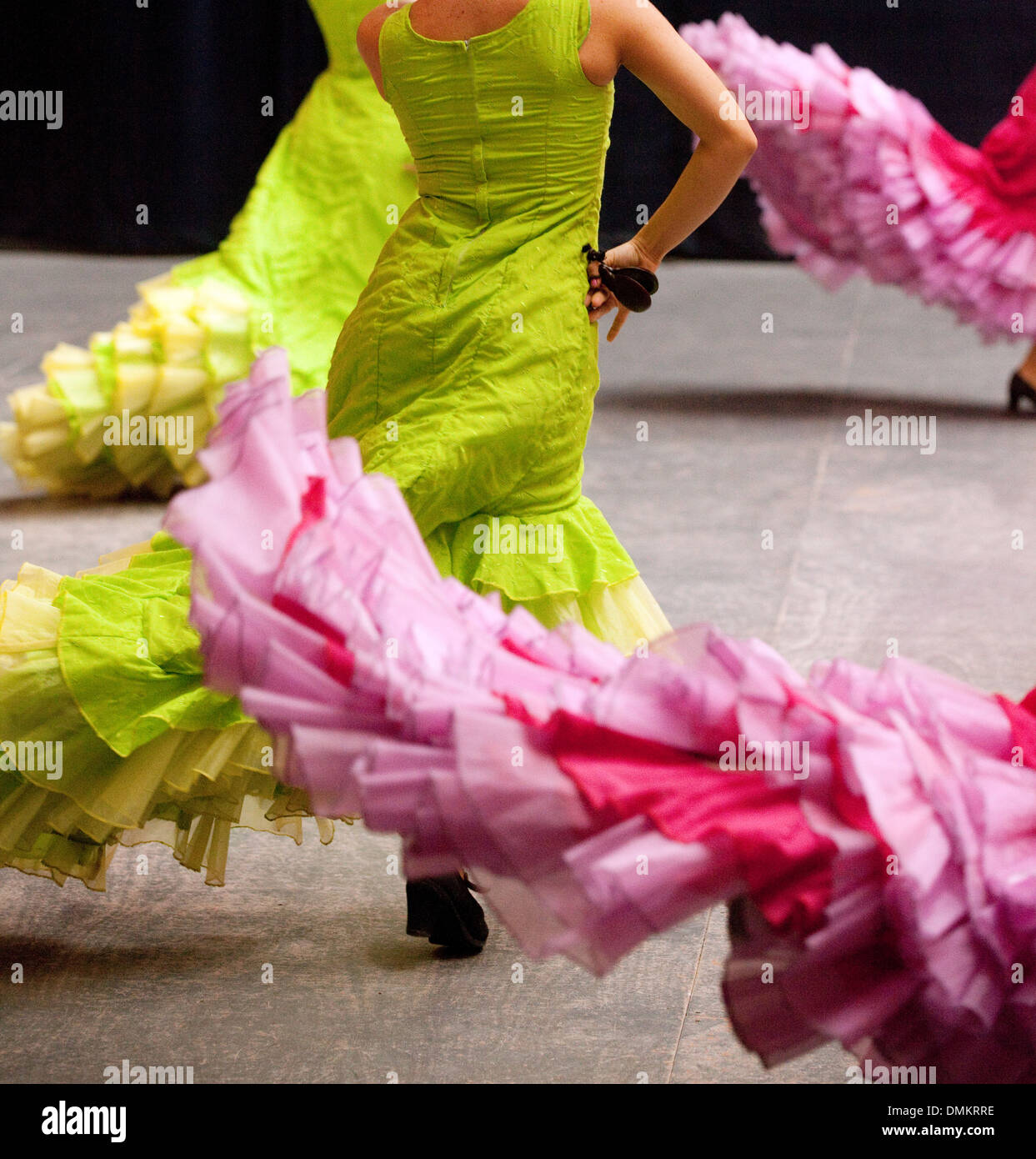 Bunte Flamenco-Kleider der kubanischen Tänzer, Ballet Espanol de Cuba, Havanna, Kuba, Karibik, Lateinamerika Stockfoto Bunte Flamenco-Kleider der kubanischen Tänzer, Ballet Espanol de Cuba, Havanna, Kuba, Karibik, Lateinamerika Stockfoto