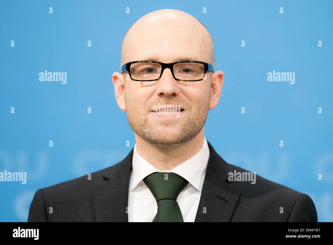 Berlin, Deutschland. 15. Dezember 2013. CDU-Pressekonferenz mit Angela Merkel, Bundeskanzlerin und CDU-Vorsitzende in der Zentrale der CDU in Berlin. / Foto: Angela Merkel, Bundeskanzlerin und CDU-Vorsitzende. Bildnachweis: Reynaldo Chaib Paganelli/Alamy Live-Nachrichten Stockfoto
