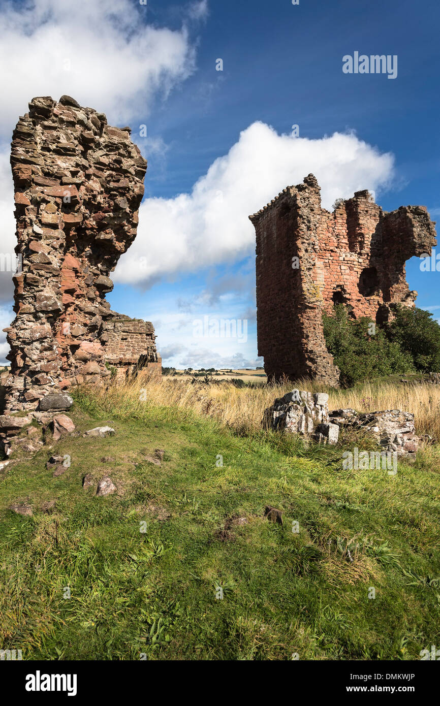 Rotes Schloss in Lunan Bay auf Angus Küste in Schottland. Stockfoto