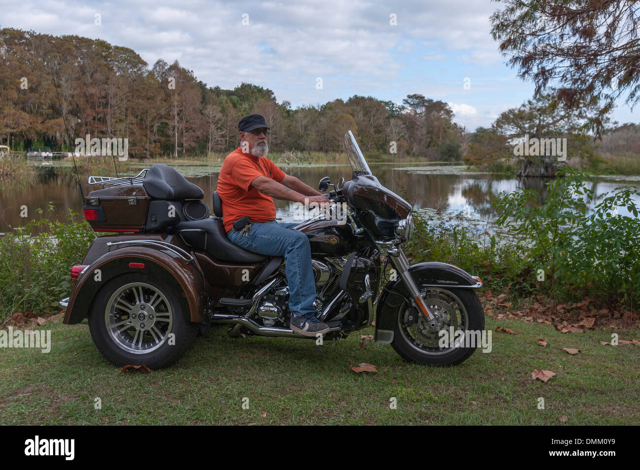 Mann auf einem 2013 Motorrad Harley Davidson Anniversary Special Trike #757 1450 Specials gemacht im Jahr 2013 Stockfoto