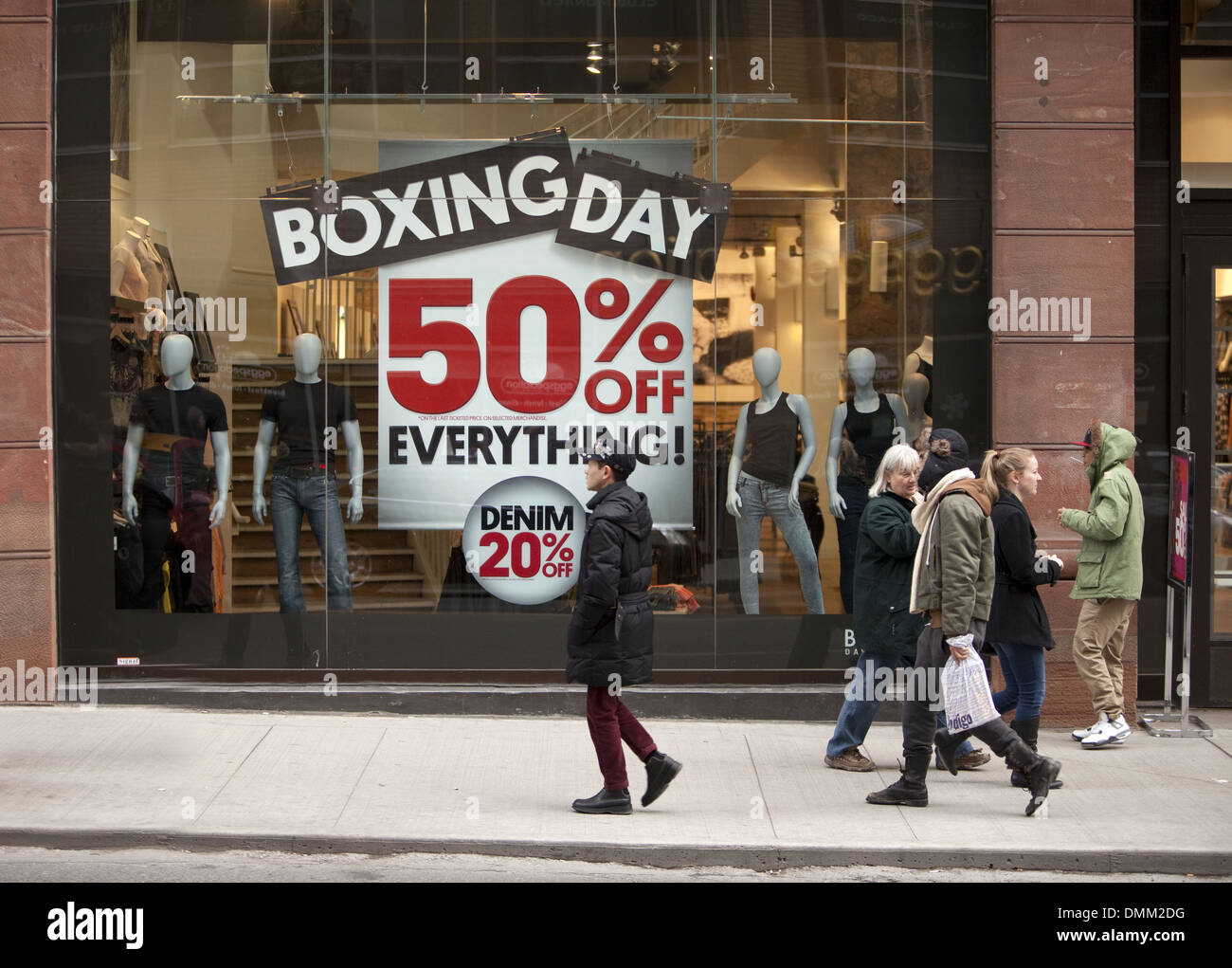 Boxing Day-Schaufenster in der Innenstadt von Toronto, Kanada Stockfoto