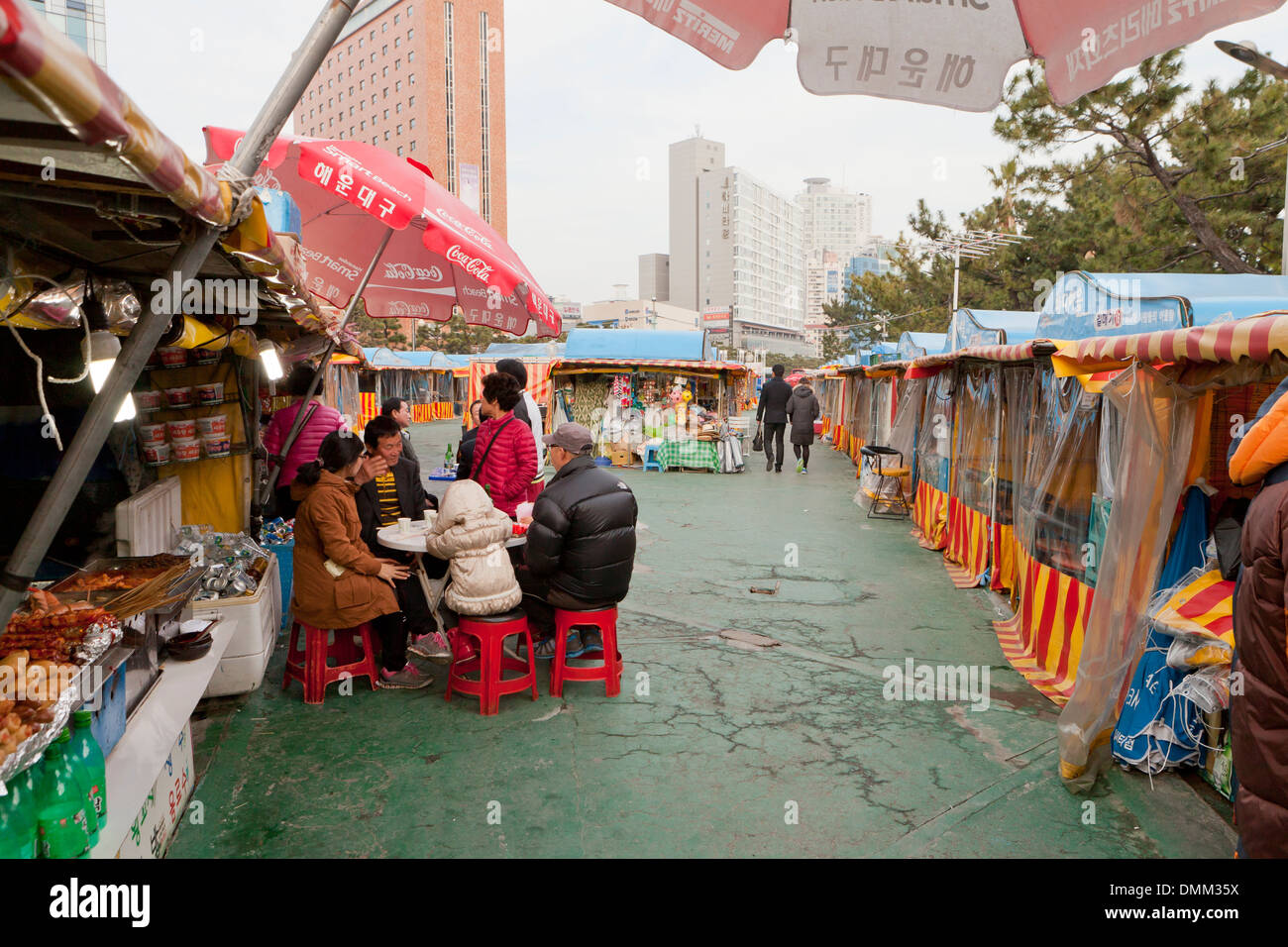 Essen im Freien steht - Busan, Südkorea Stockfoto
