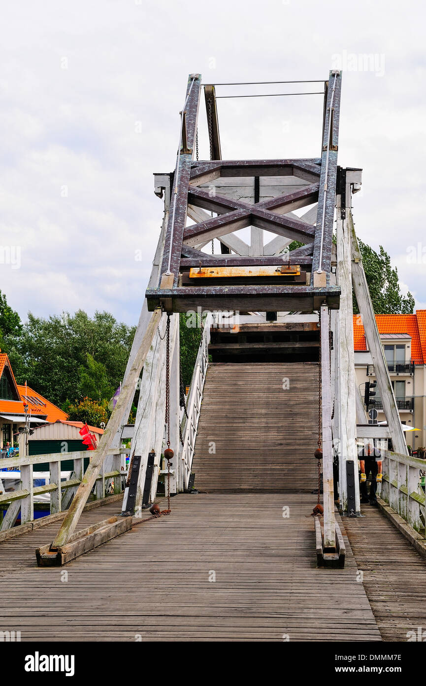Deutschland, Mecklenburg-Vorpommern, Greifswald, Wiecker Brücke, hölzernen Klappbrücke Stockfoto