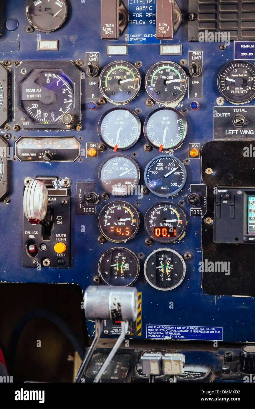 Detail des Cockpits eine Dornier 228 Stockfoto