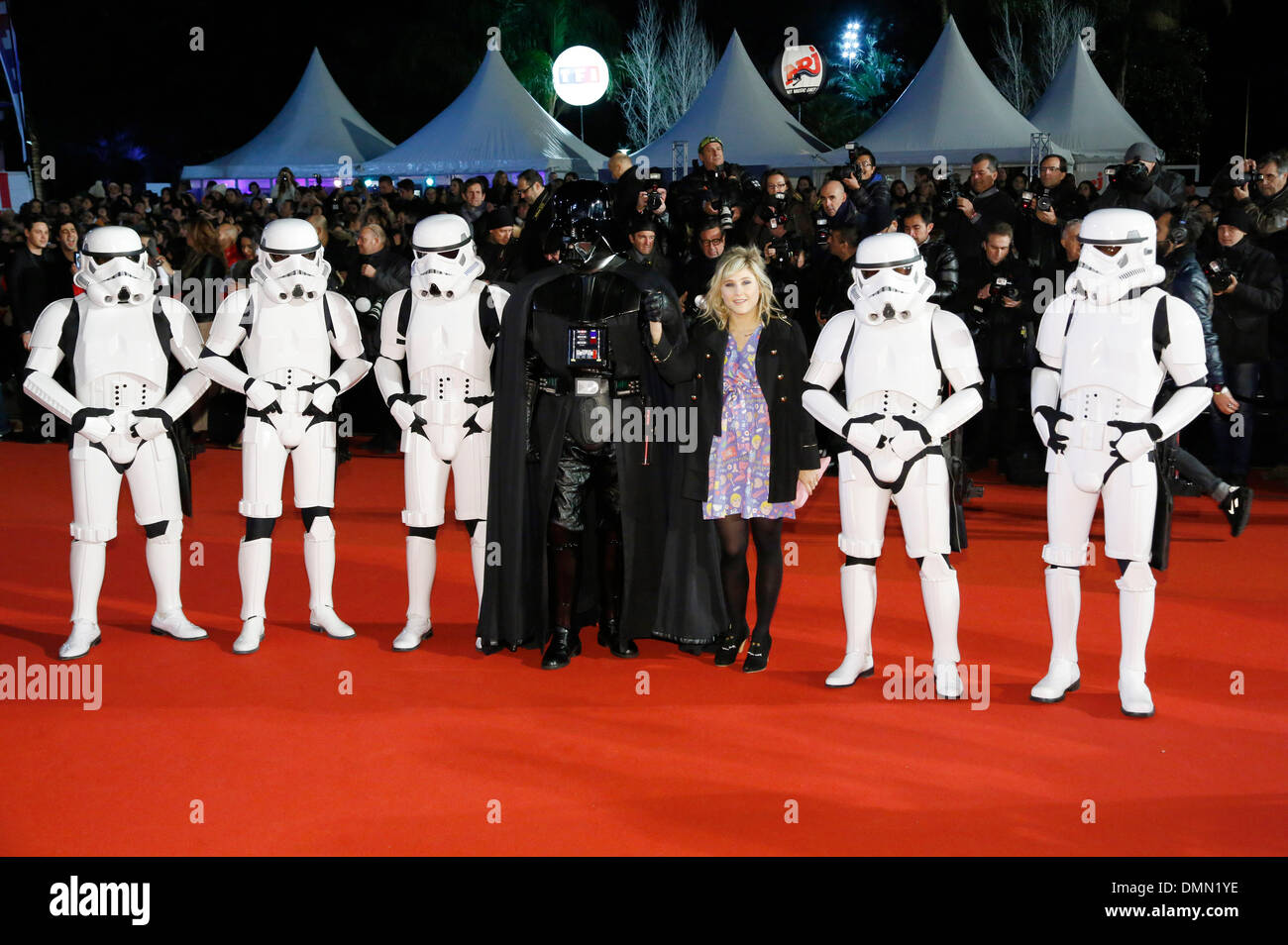Cannes, Frankreich. 18. Dezember 2013. BERENGERE Krief kommt für die NRJ Music Awards in Cannes. Bildnachweis: Dpa picture Alliance/Alamy Live News Stockfoto