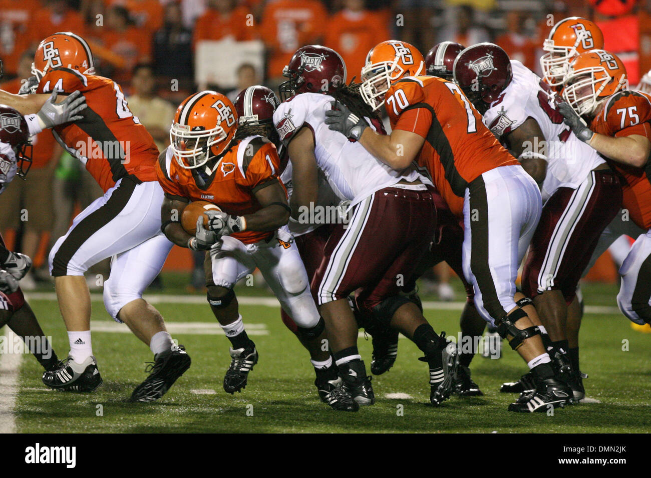3. September 2009: Bowling Green State University Runningback Willie Geter während der Spielaktion. Troy University, der Sun Belt-Konferenz, an der Bowling Green State University, der Mid-American Conference, in das Eröffnungsspiel der Saison 2009 für beide Teams im Doyt Perry Stadium in Bowling Green, Ohio. Bowling Green State University besiegt Troy University 31-14. (Kredit Imag Stockfoto