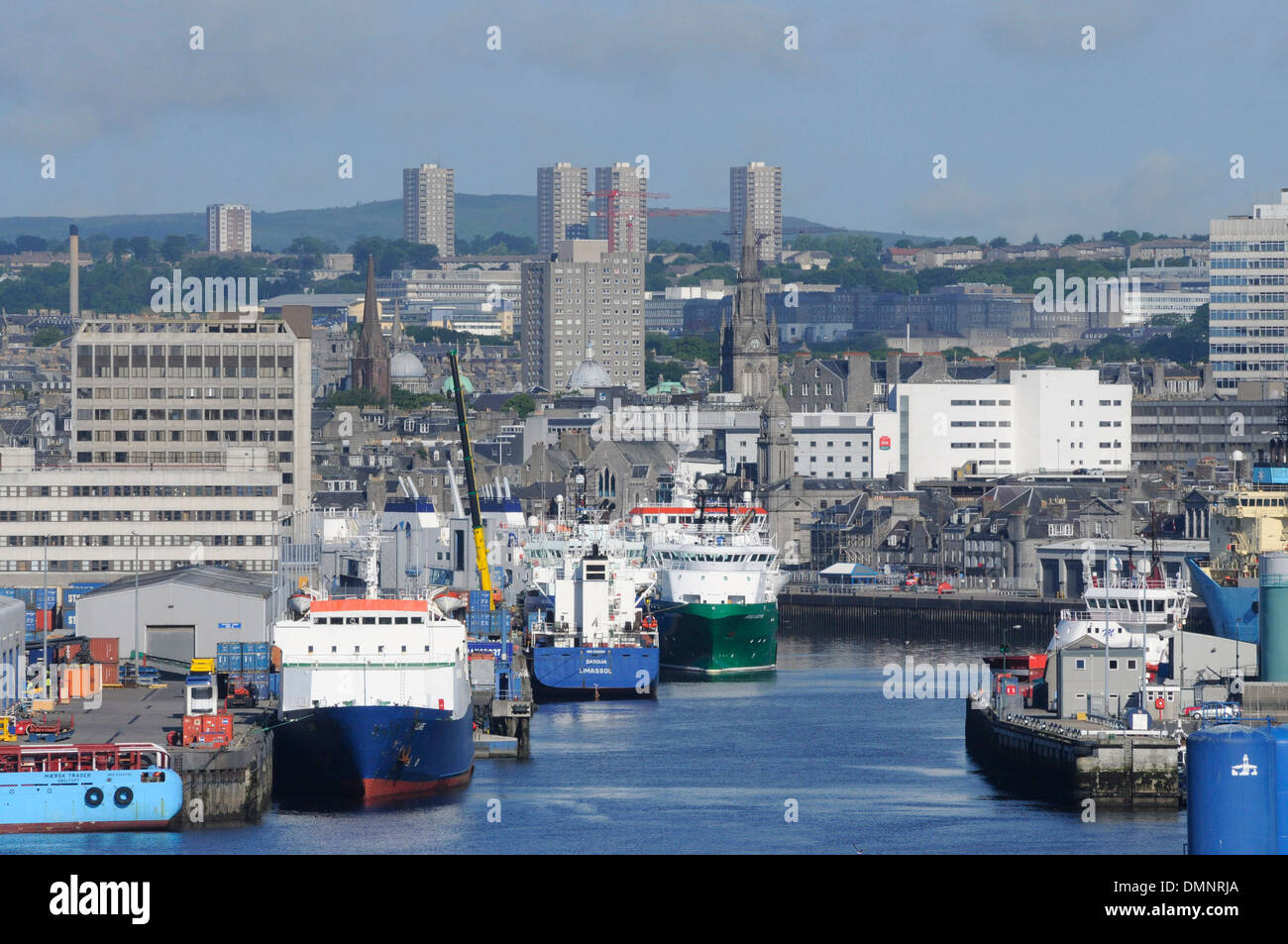 Aberdeen Granit Stadt Nordsee Öl Industrie Boote Stockfoto