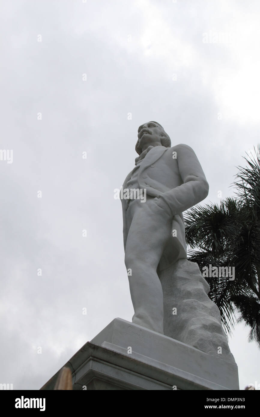 Monumento ein Carlos Manuel de Céspedes, Plaza de Armas, Alt-Havanna (La Habana Vieja), Kuba, Karibik, Mittelamerika Stockfoto