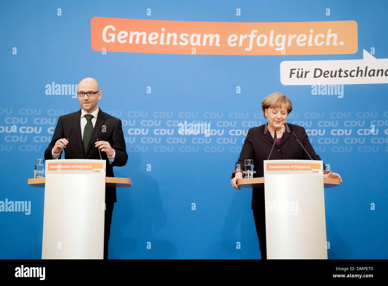 Berlin, Deutschland. 15. Dezember 2013. CDU-Pressekonferenz mit Angela Merkel, Bundeskanzlerin und CDU-Vorsitzende in der Zentrale der CDU in Berlin. / Foto: Angela Merkel, Bundeskanzlerin und CDU-Vorsitzende. Bildnachweis: Reynaldo Paganelli/NurPhoto/ZUMAPRESS.com/Alamy Live-Nachrichten Stockfoto
