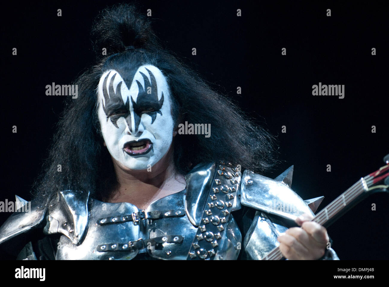 Sep 29, 2009 - London, Ontario, Kanada - 29. September 2009: Kuss führt zur Unterstützung ihr erstes neues Album in zehn Jahren "Sonic Boom" auf der KISS Alive 35 Tour Stop im John Labatt Centre in London, auf (Credit-Bild: © Oliver Tag/Southcreek Global/ZUMApress.com) Stockfoto