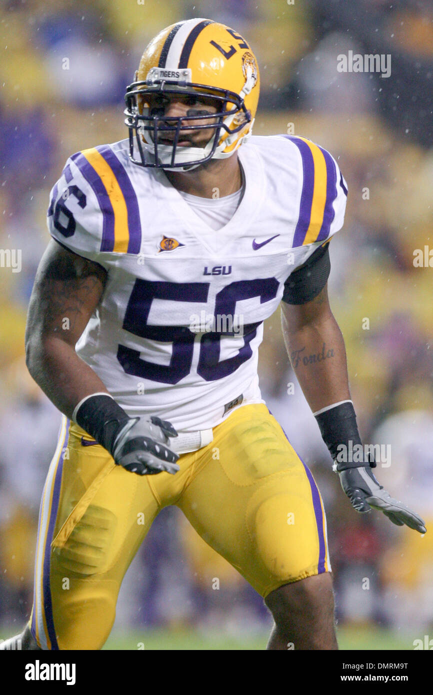 LSU Linebacker Perry Riley (56). Die LSU Tigers besiegt den Vanderbilt Commodores 23-9 im Tiger Stadium in Baton Rouge, Louisiana (Kredit-Bild: © Matt Lange/Southcreek Global/ZUMApress.com) Stockfoto