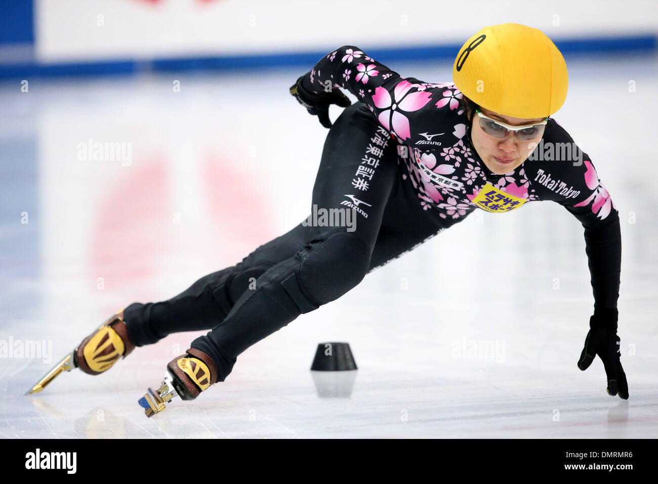 Osaka Pool Ice Skating Rink, Osaka, Japan. 15. Dezember 2013. Biba Sakurai, 15. Dezember 2013 - Short Track: Shorttrack Japan National Teamauswahl Spiel für Sotschi Olympischen Spiele Frauen 1000 m vorläufige Vorläufe in Osaka Pool Ice Skating Rink, Osaka Japan. (Foto AFLO SPORT/Alamy Live News) Stockfoto