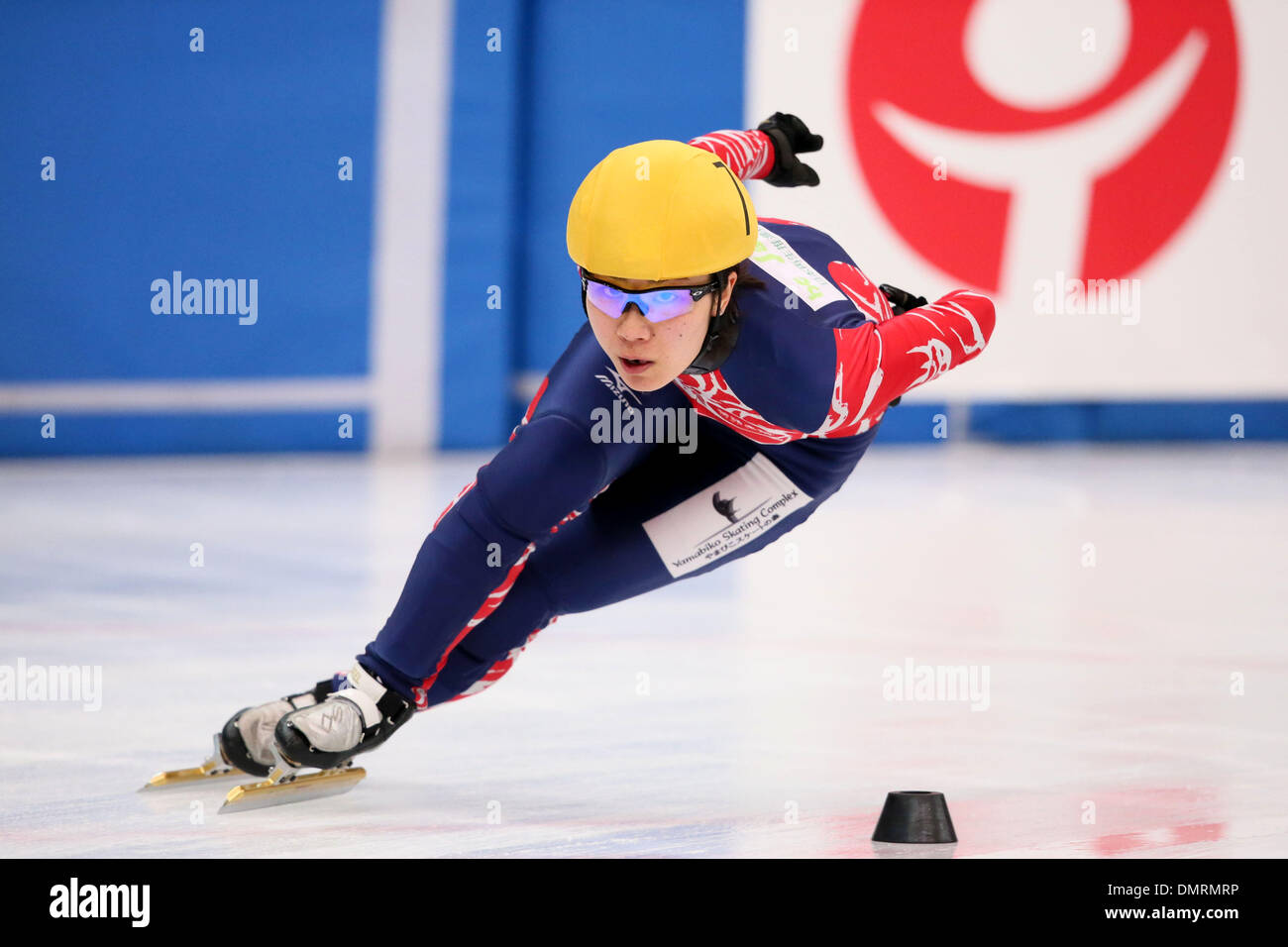 Osaka Pool Ice Skating Rink, Osaka, Japan. 15. Dezember 2013. YUI Sakai, 15. Dezember 2013 - Short Track: Shorttrack Japan National Teamauswahl Spiel für Sotschi Olympischen Spiele Frauen 1000 m vorläufige Vorläufe in Osaka Pool Ice Skating Rink, Osaka Japan. (Foto AFLO SPORT/Alamy Live News) Stockfoto