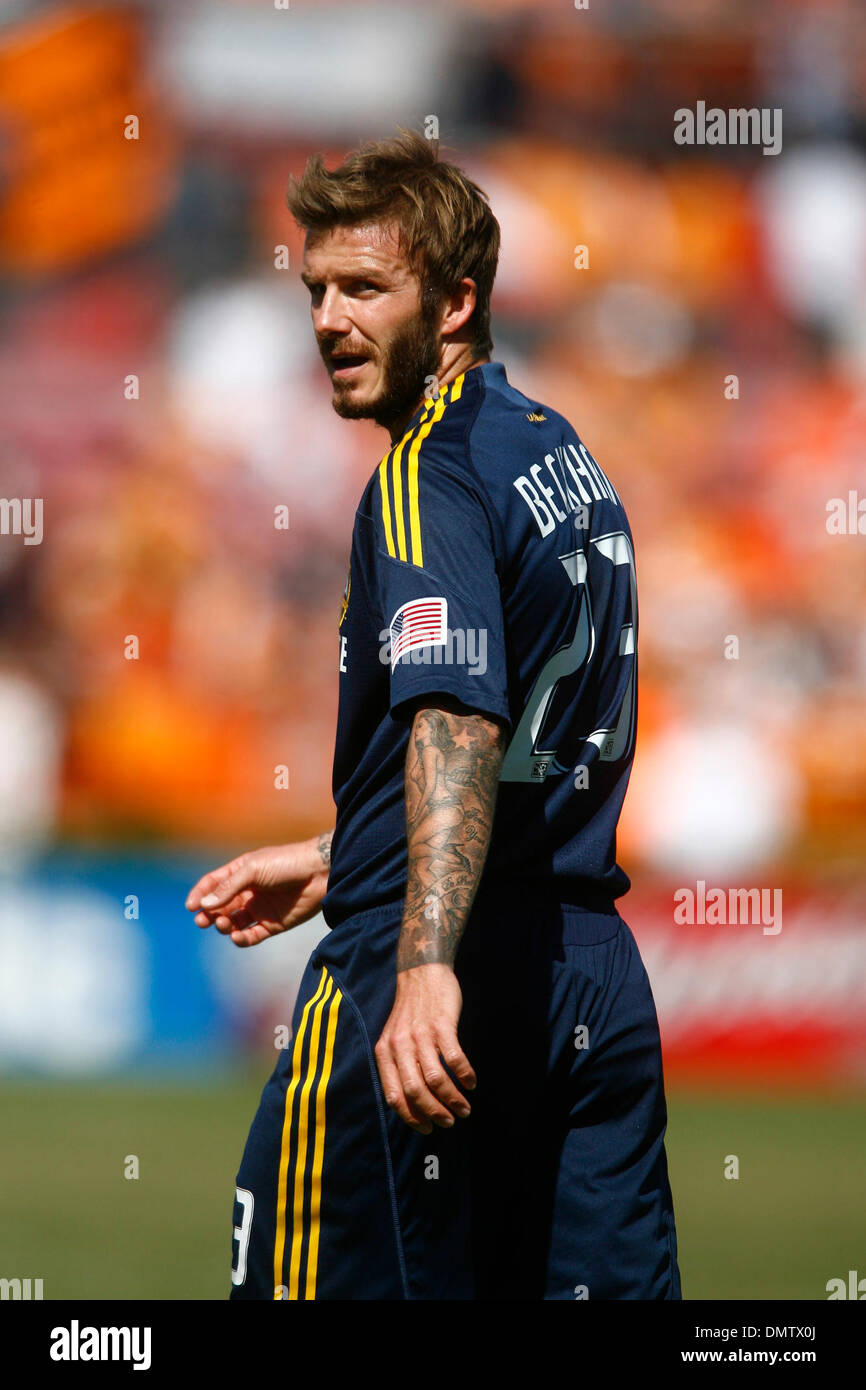 LA Galaxy Mittelfeldspieler David Beckham (#23) blickt auf seine linke Schulter, allein.  Houston Dynamo und die LA Galaxy das Spiel 0: 0 bei Robertson Stadium zu binden. (Kredit-Bild: © Anthony Vasser/Southcreek Global/ZUMApress.com) Stockfoto