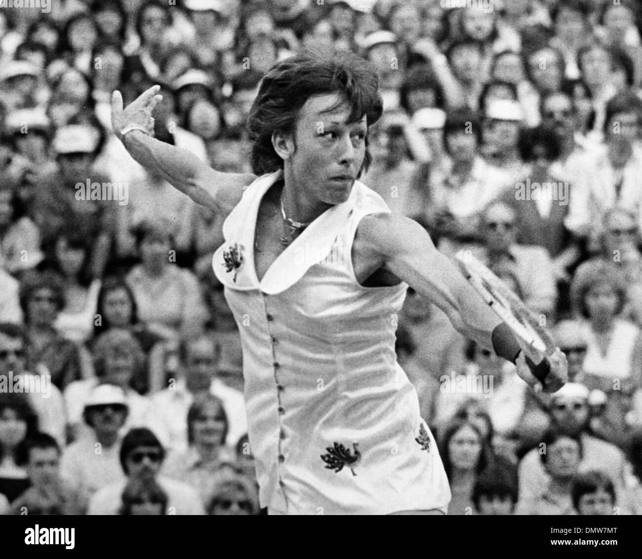 5. Juli 1979 - London, England, U.K - Tennis-Star MARTINA NAVRATILOVA in Aktion gesehen, wie sie Tarcy Austin in der Damen-Halbfinale in Wimbledon Meisterschaft schlagen. (Kredit-Bild: © KEYSTONE Bilder USA/ZUMAPRESS.com) Stockfoto