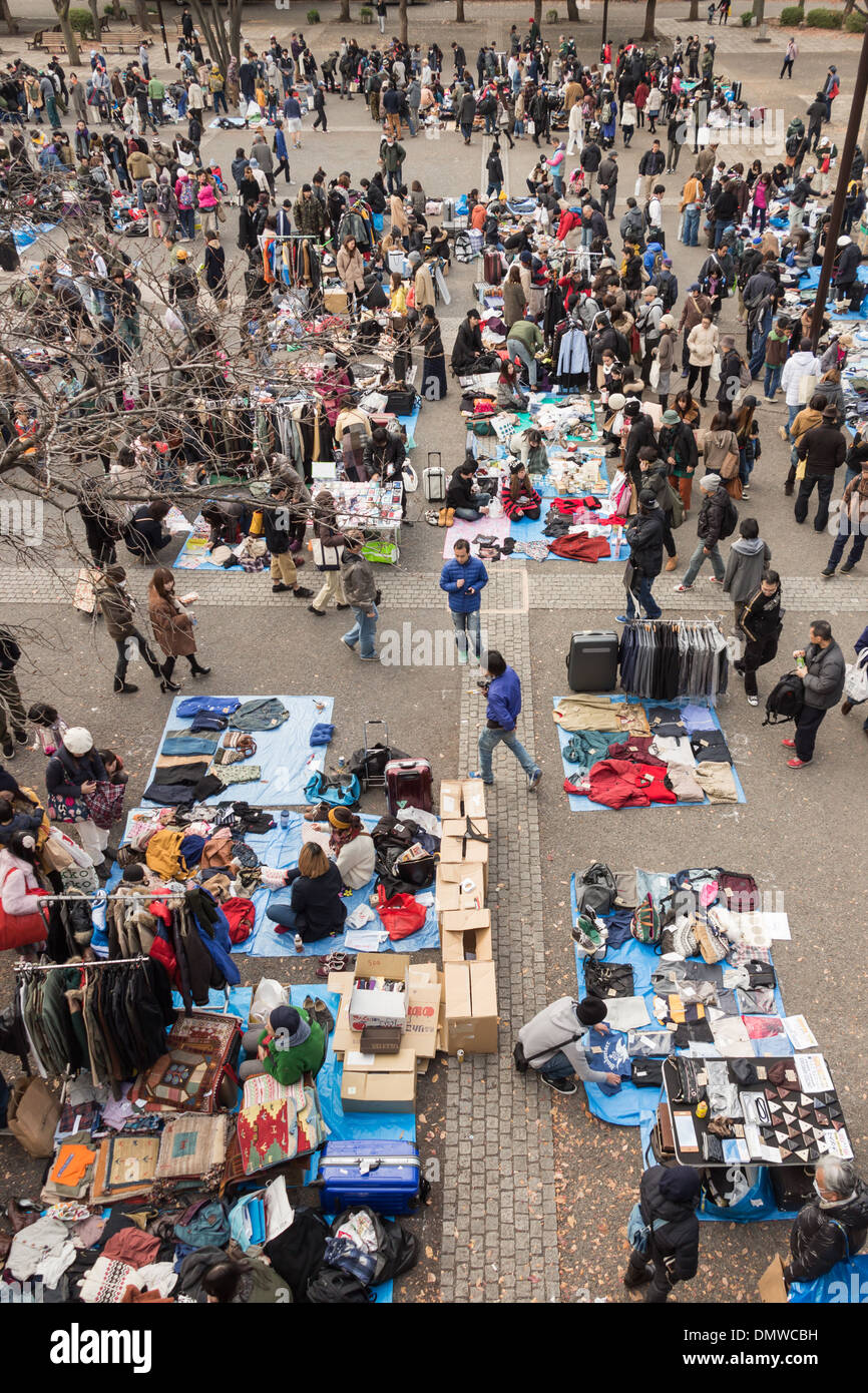Flohmarkt im Yoyogi Park in Harajuku, Japan. Stockfoto