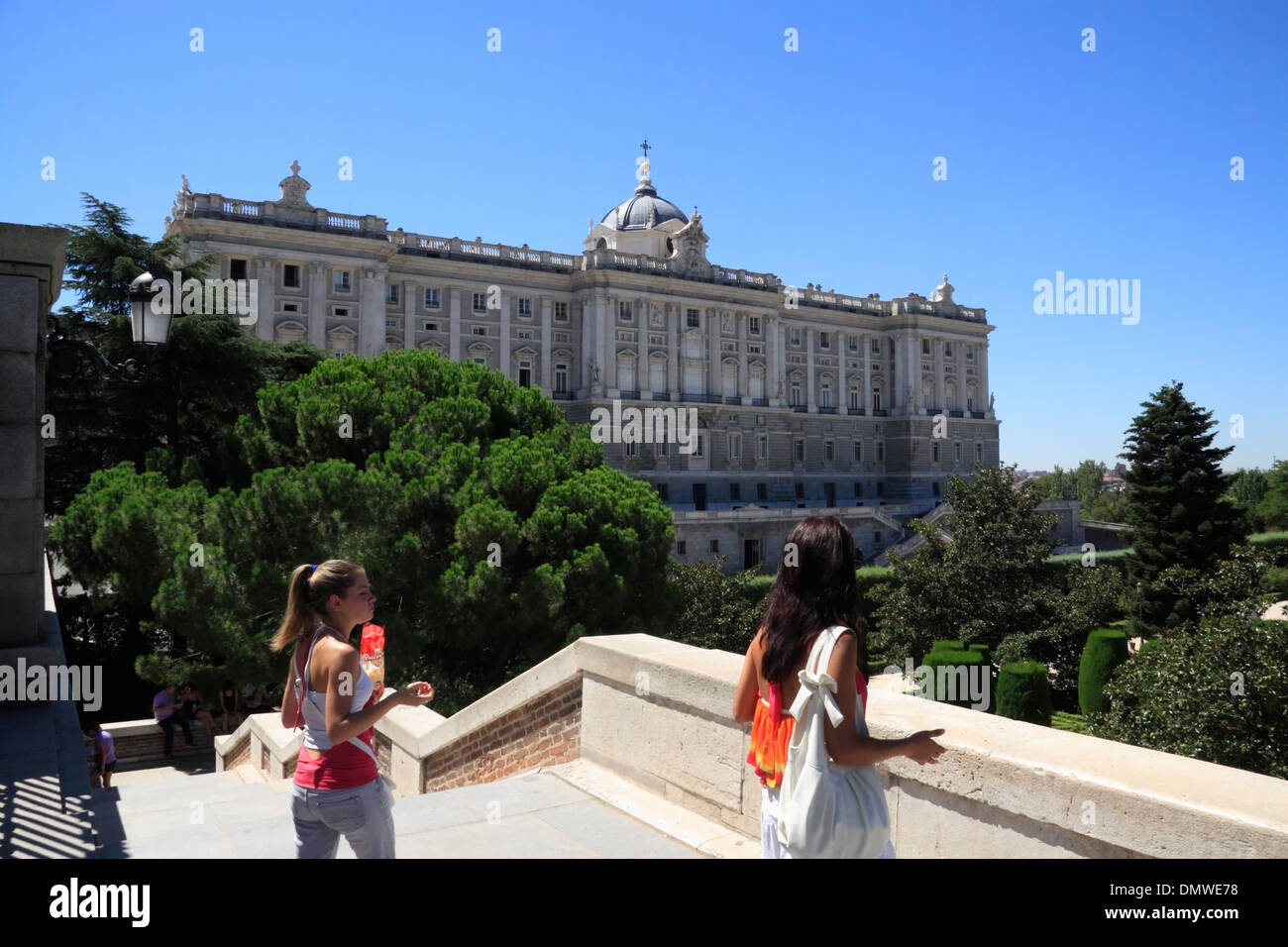 Blick von Sabatini Gärten, Palacio Real, Königspalast, Madrid, Spanien Stockfoto