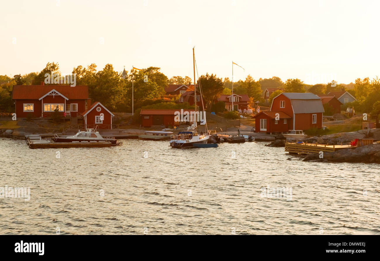 Ein kleiner Hafen in den Schären von Stockholm, Schweden Stockfoto