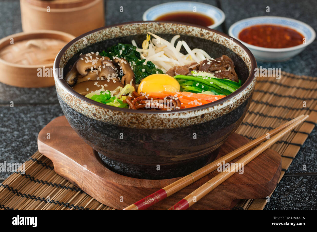 Bibimbap koreanischen Reis und gemischte Gemüse Teller Korea Food Stockfoto Bibimbap koreanischen Reis und gemischte Gemüse Teller Korea Food Stockfoto