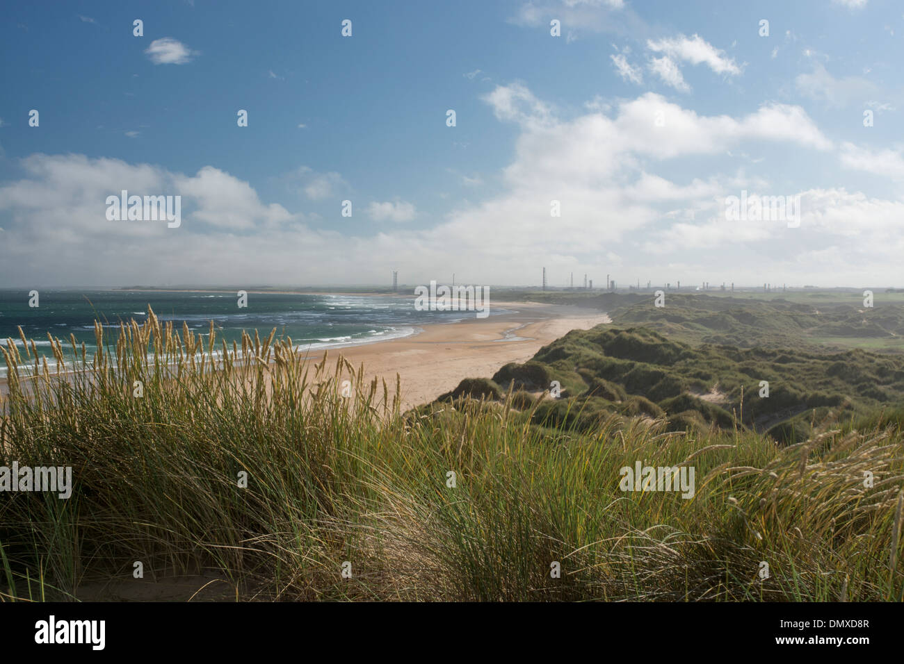 Rattray Head Leuchtturm Sanddünen St. Fergus Gas terminal Marran Grasstrand Stockfoto