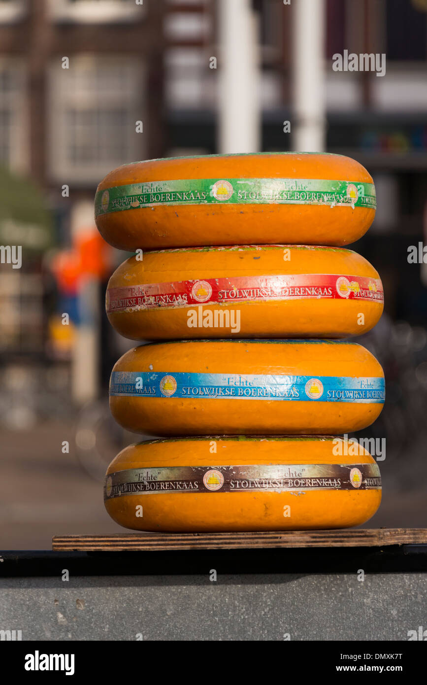 Traditioneller Käse "Wheels" auf den Verkauf in Amsterdam Stockfoto