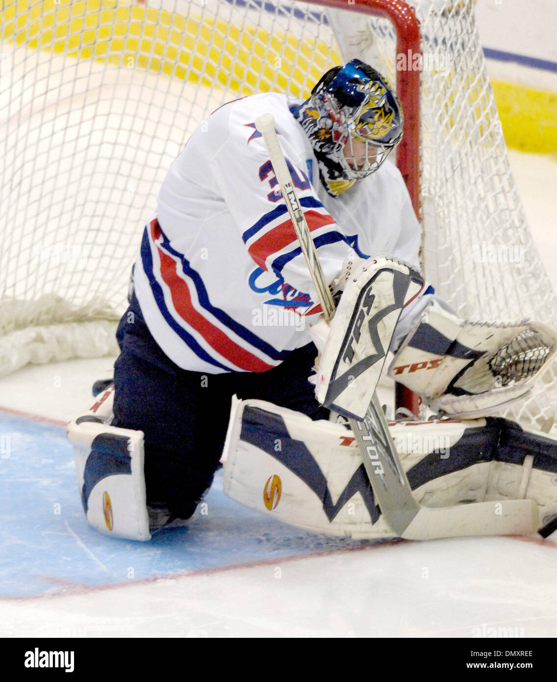 17. November 2006: AHL - Rochester Torhüter Craig Anderson macht einem der 22 spart gegen Manitoba. Die Manitoba Canucks in Rochester Americans im Blue Cross Arena im War Memorial Auditorium. Rochester besiegte Manitoba 4 zu 3 im OT. (Kredit-Bild: © Alan Schwartz/Cal-Sport-Medien) Stockfoto