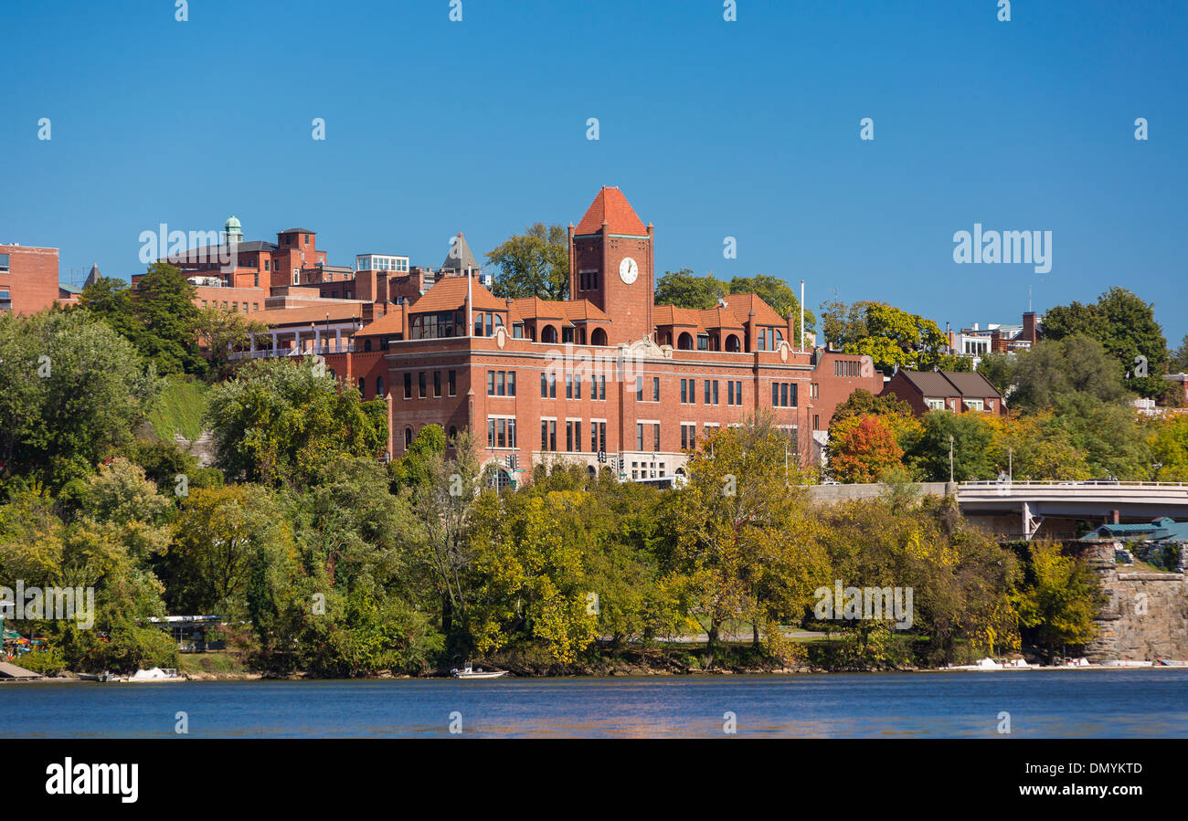 WASHINGTON, DC, USA - in der Fahrzeughalle Gebäude in Georgetown am Potomac River. Stockfoto