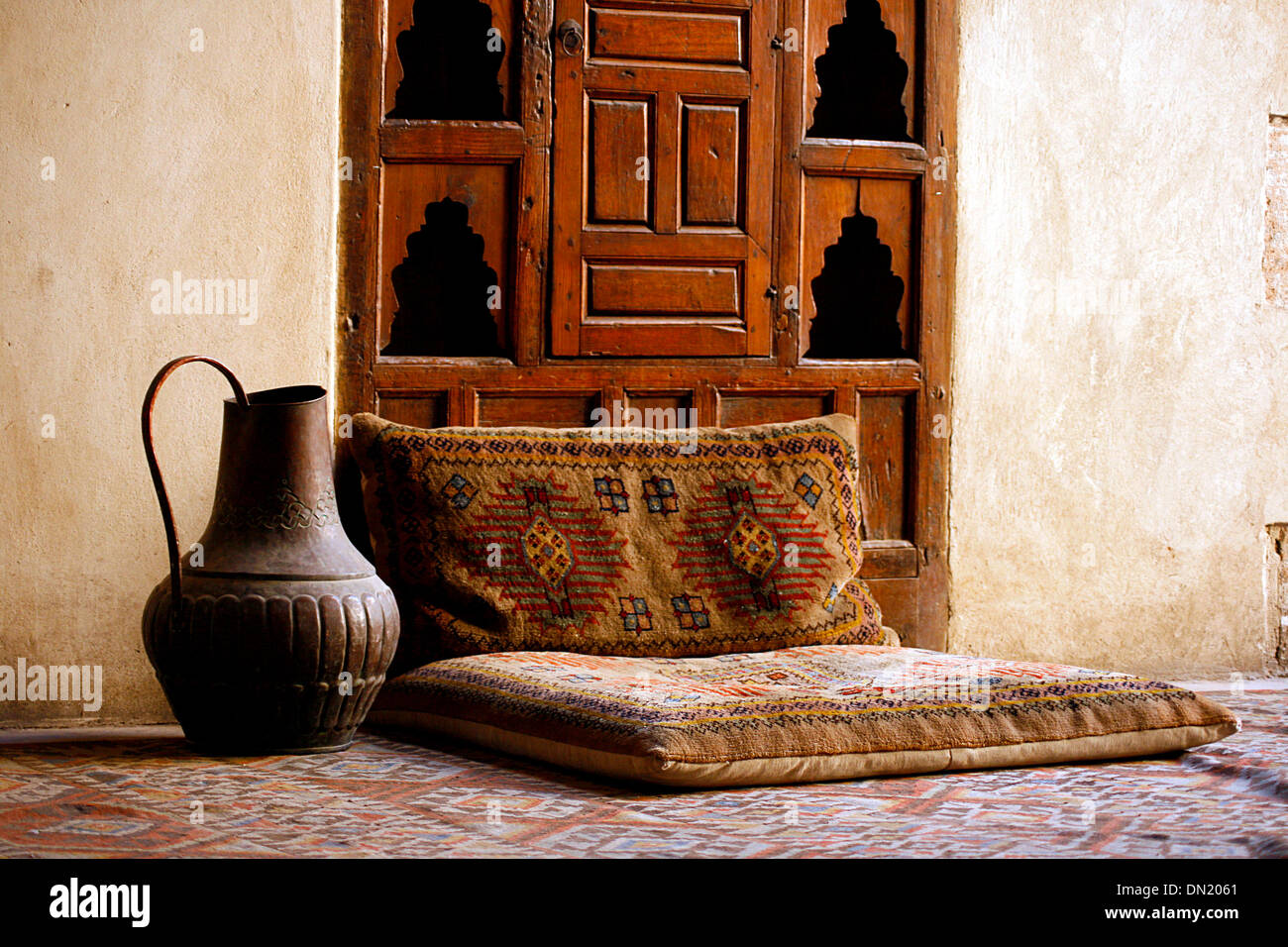 Old Cairo fatimidischen Cairo matt Matratze Holz Holz alte Häuser Ruhe Stockfoto